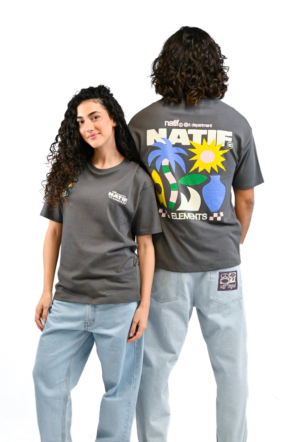 T-shirt Natif Elements 27 gris porté, de face