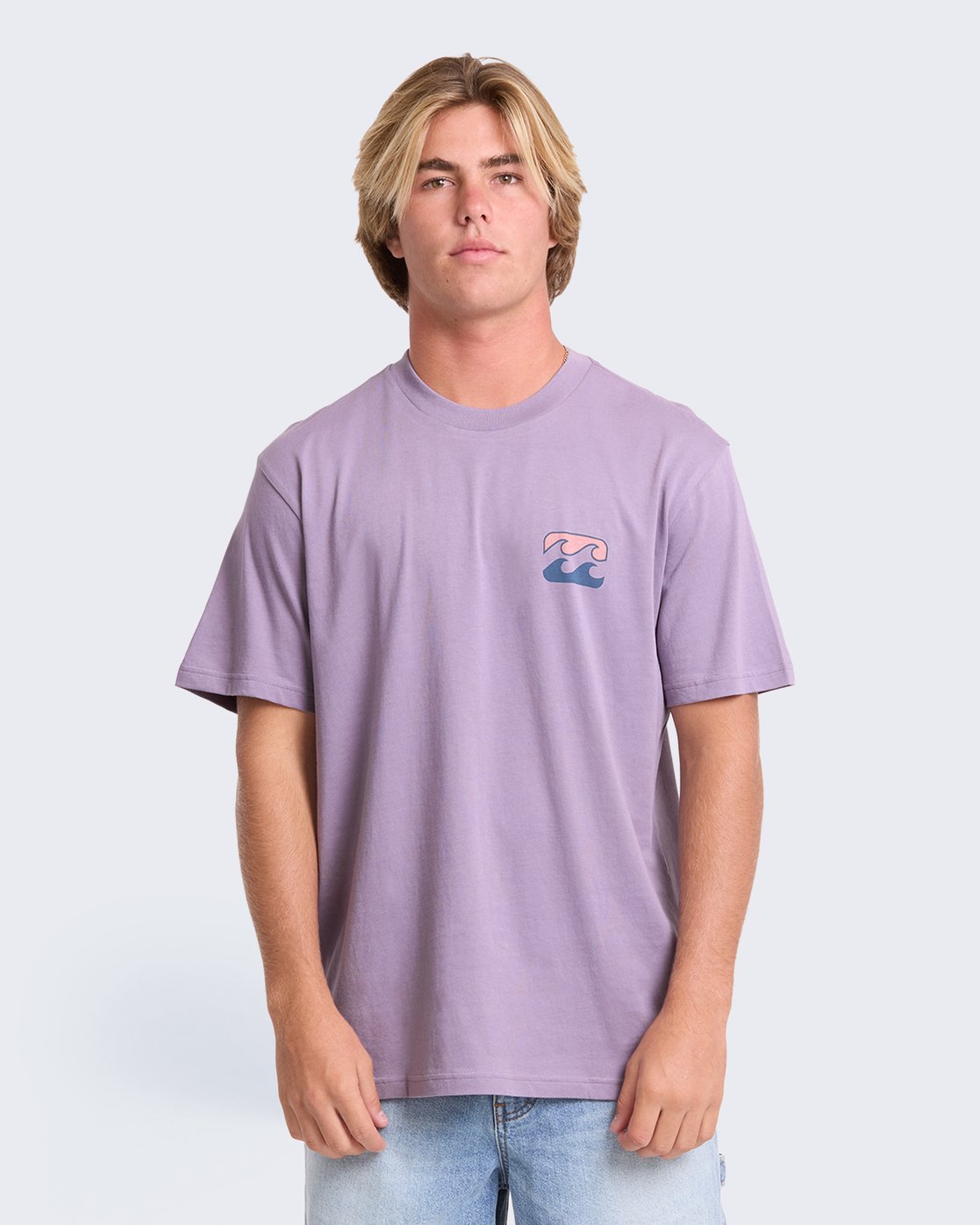 T-shirt Billabong Crayon Wave Premium violet cendré, porté, de face