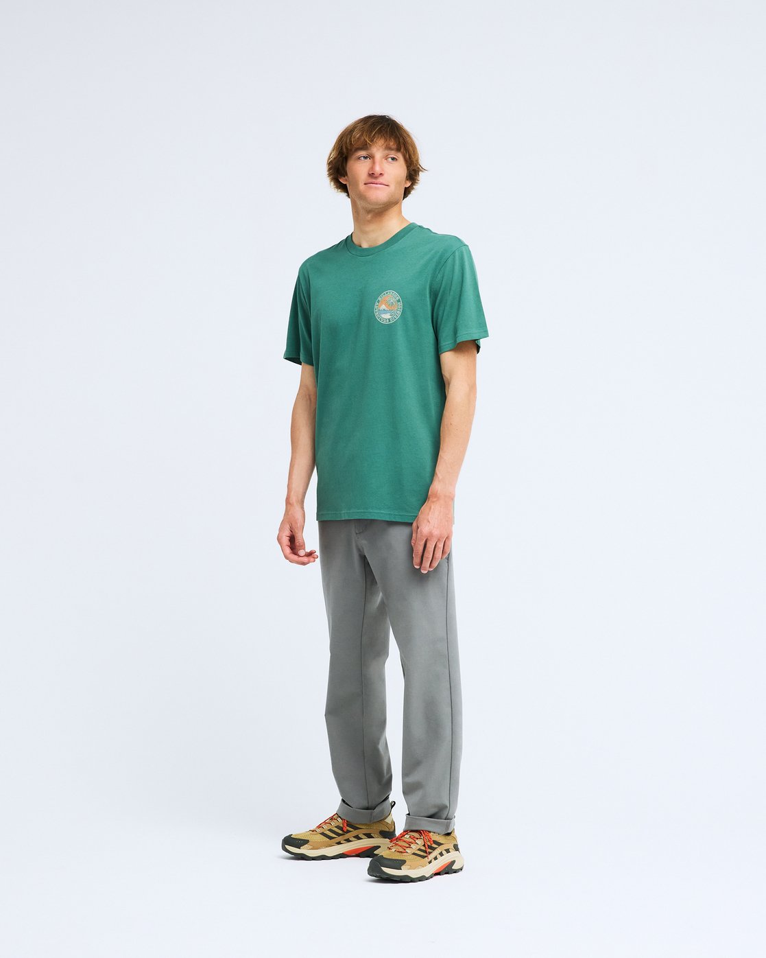 T-shirt Billabong Rockies vert pin, porté en pied
