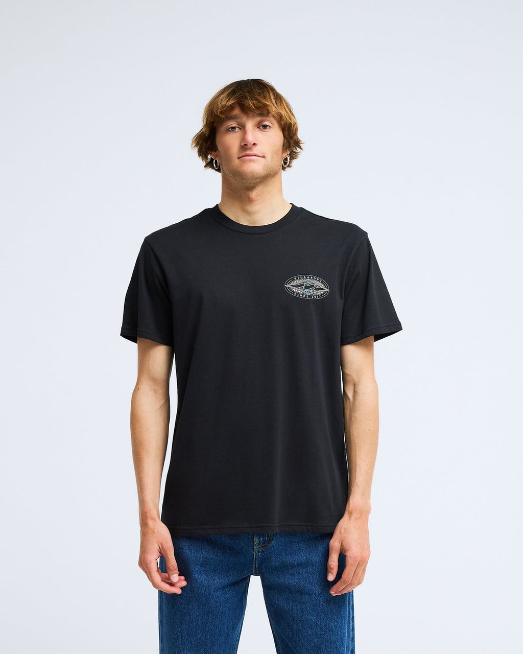 T-shirt Billabong Diamond Vision noir, porté, de face