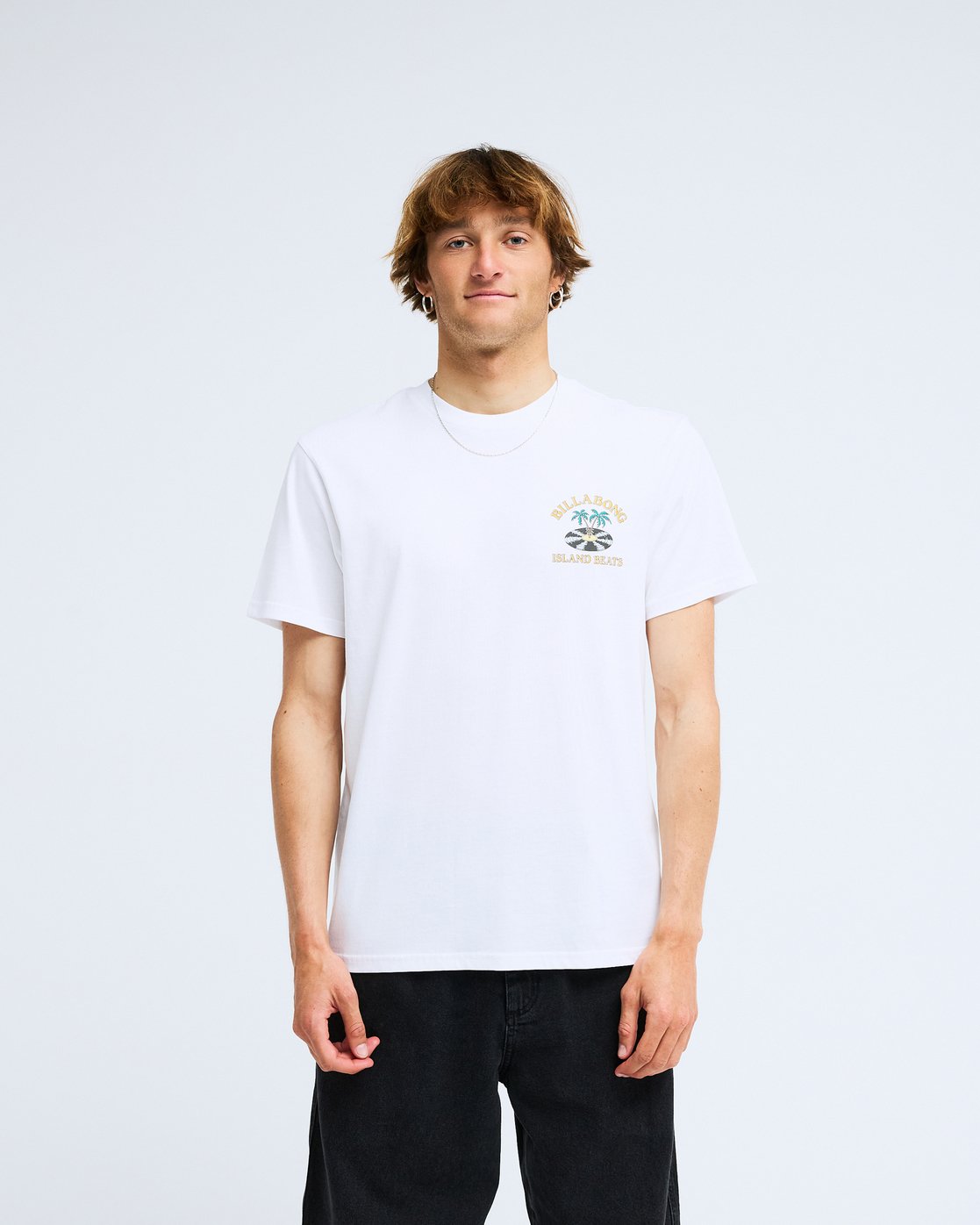 T-shirt Billabong Island Beats blanc, porté, de face
