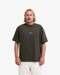 T-shirt Billabong Since 73 Alternate OG noir corbeau, porté, de face