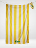 Serviette de plage Kima Etxola Jaune, rayures jaune et blanc, à plat - Ô Cabanon La Ciotat
