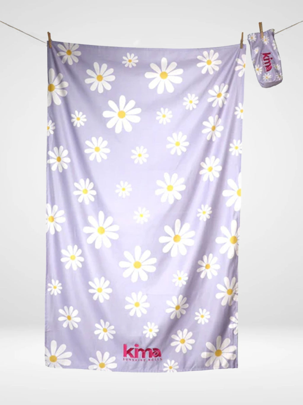 Serviette de plage Kima Marguerites, lavande à marguerites, à plat - Ô Cabanon La Ciotat