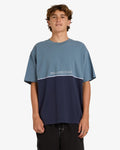 T-shirt Billabong Spec 73 Legacy bleu nuage, porté, de face